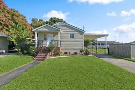 313 RIESS Place, Chalmette, Луизиана 70043, Соединенные Штаты