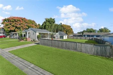 313 RIESS Place, Chalmette, Луизиана 70043, Соединенные Штаты