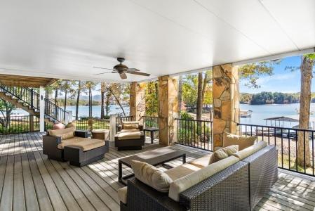 1370 Heathers Cove Circle, Hiawassee, Georgia 30546, USA