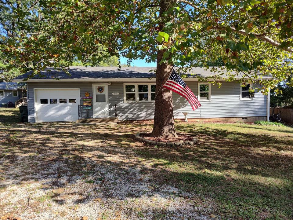 608 N Terrace Lane, Stockton, Missouri 65785, Estados Unidos