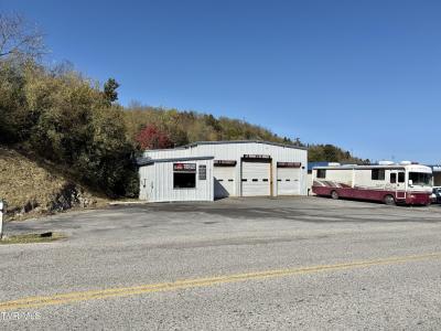 605 NE Trent Street, Norton, Virginia 24273, USA