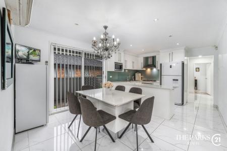 21 Turquoise Crescent, Bossley Park, NSW 2176, 오스트레일리아