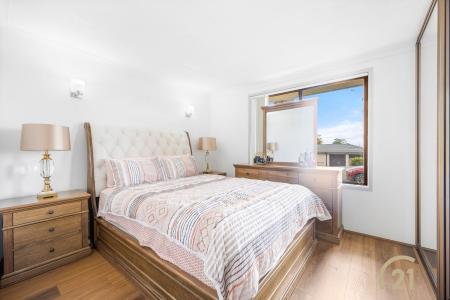 11 Glen Elgin Crescent, Edensor Park, NSW 2176, Australia