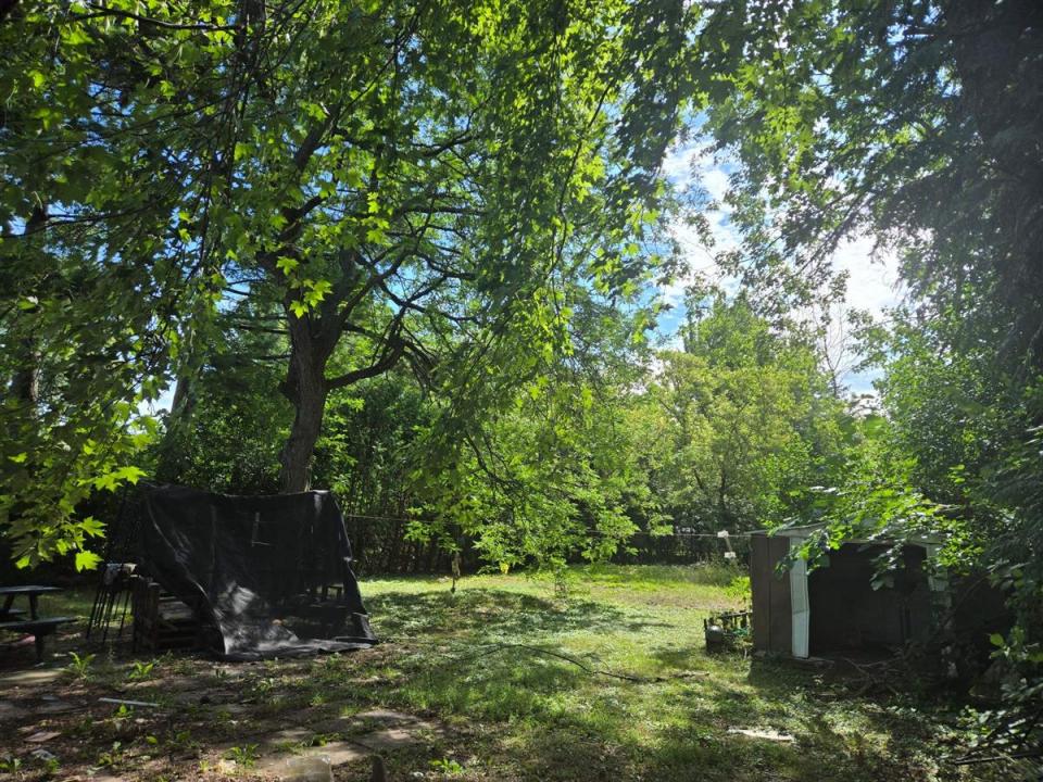 98Z Av. de Dieppe, Pointe-Claire, Quebec H9R 1X4, Canadá