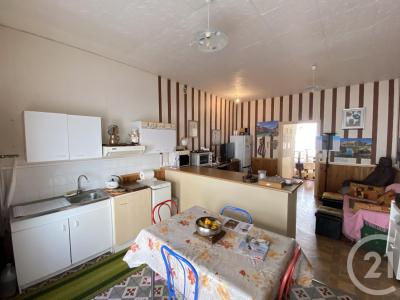 St Pierre Le Moutier, Bourgogne 58240, França