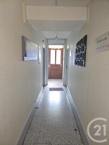 St Pierre Le Moutier, Bourgogne 58240, França