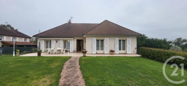 St Victor, Auvérnia 03410, França