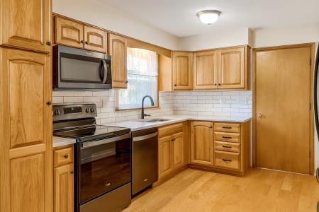 929 Reynolds Drive, Charleston, Illinois 61920, Estados Unidos