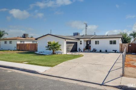 1642 7th Place, Delano, California 93215, USA