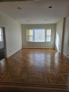 8810 3rd Ave #2, North Bergen, New Jersey 07047, États-Unis