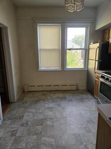 8810 3rd Ave #2, North Bergen, New Jersey 07047, États-Unis