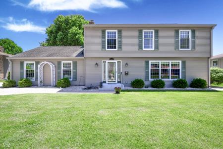 3829 Waycross Drive, Columbus, Indiana 47203