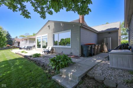 3829 Waycross Drive, Columbus, Indiana 47203