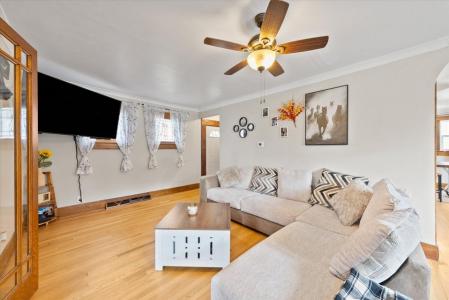 217 Wisconsin St., Adell, Wisconsin 53001, États-Unis