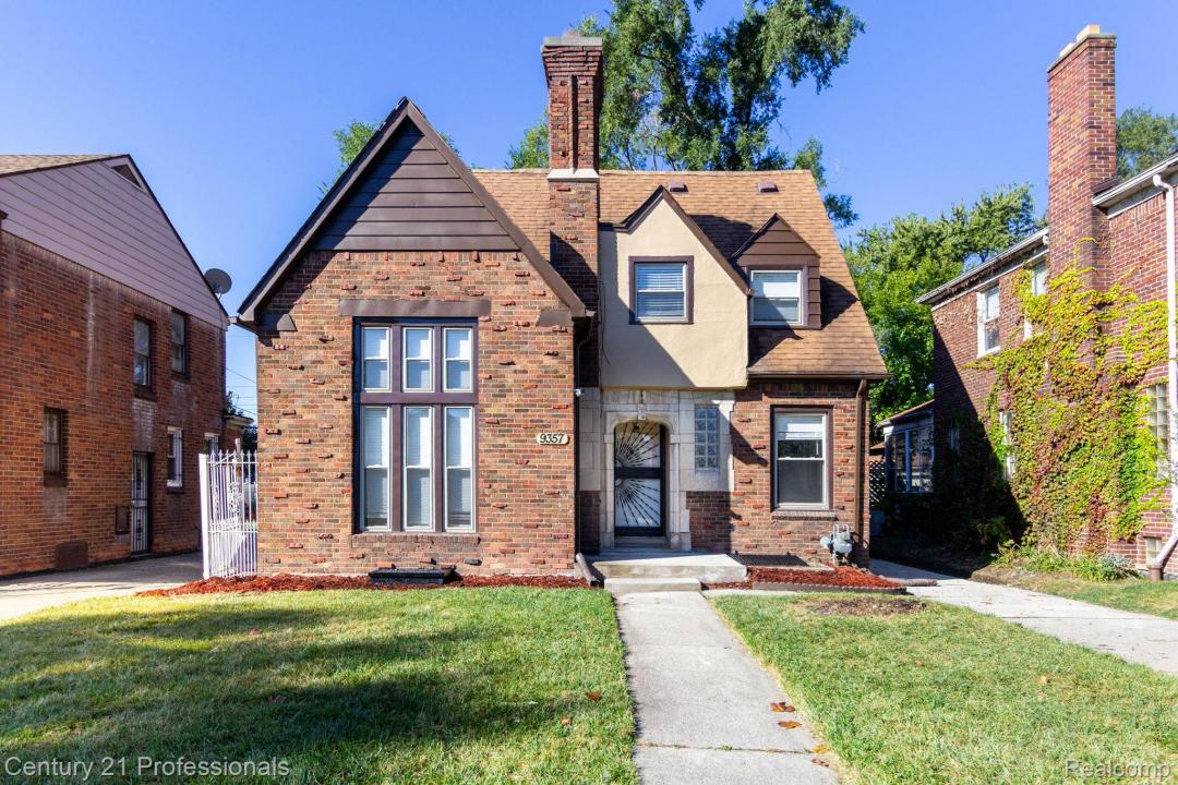 9357 Piedmont Street, Detroit, Michigan 48228, USA