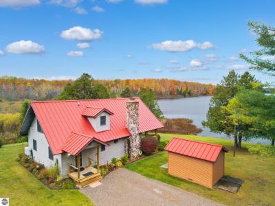 15202 Circle Drive, Millersburg, 密歇根州 49759, 美国