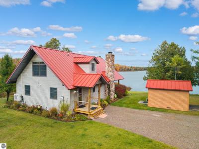 15202 Circle Drive, Millersburg, 密歇根州 49759, 美国