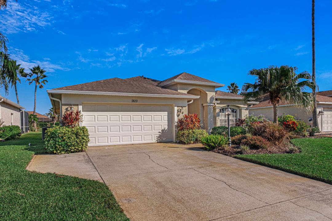 3123 Waterway Place, Port Orange, Florida 32128