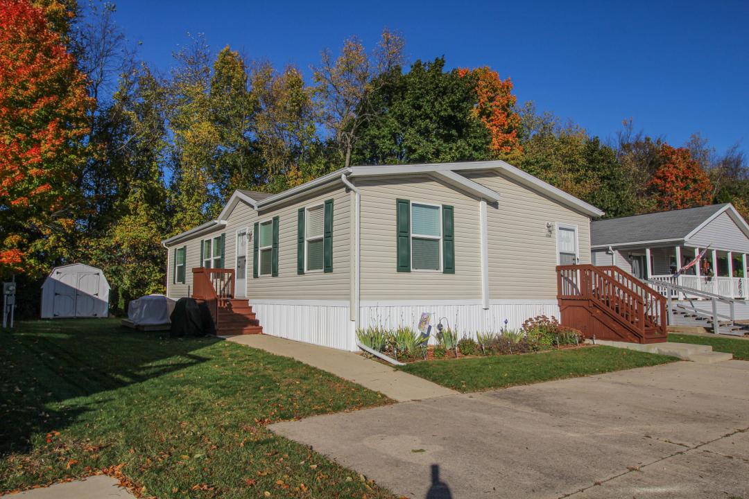 3550 W Wembley Lane, Kalamazoo, Michigan 49009, USA