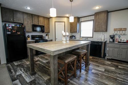 3550 W Wembley Lane, Kalamazoo, Michigan 49009, USA