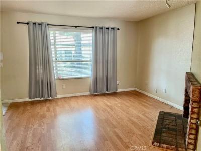 1077 Santo Antonio Drive , 15, Colton, California 92324, Estados Unidos