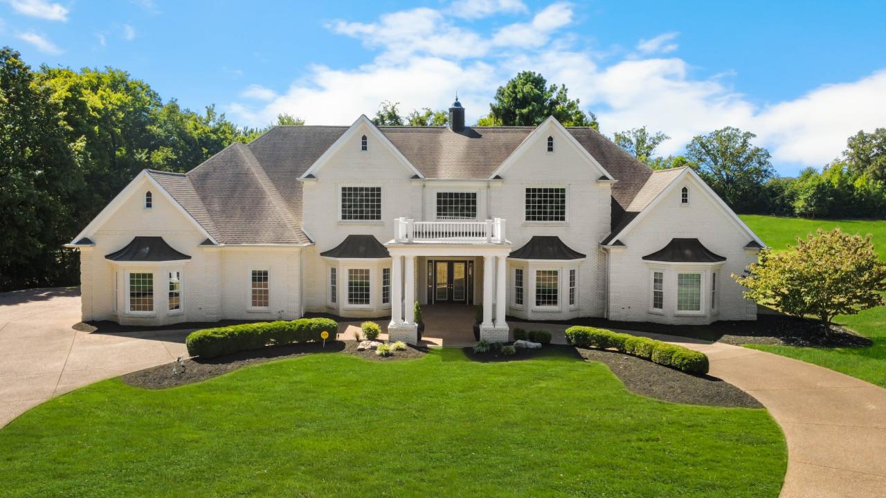 2360 Memorial Drive Ext, Clarksville, Tennessee 37043