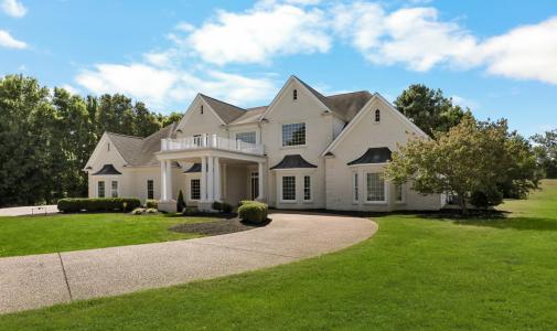 2360 Memorial Drive Ext, Clarksville, Tennessee 37043