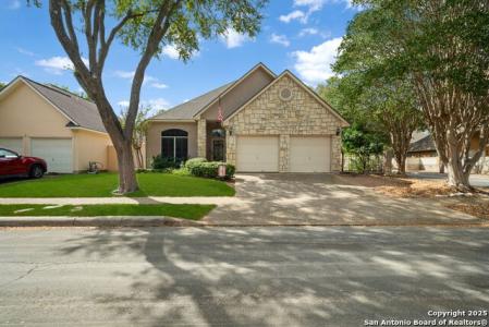 13351 Gable Village, San Antonio, Texas 78231, USA