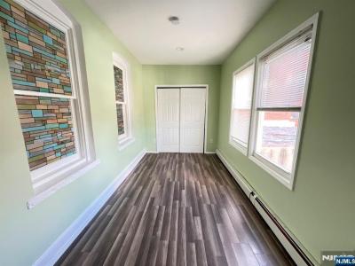 239 Stuyvesant Avenue , 2, Lyndhurst, Nueva Jersey 07071, Estados Unidos