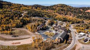 223 Hunter Ridge RD #B303, Brian Head, Utah 84719, USA