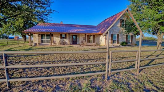 202 County Road 3470, Paradise, Texas 76073