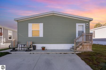 1127 Stoneridge Court, Mt Pleasant, Michigan 48858, USA