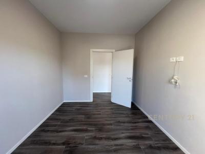 Hipoteka, Tirana, Albania