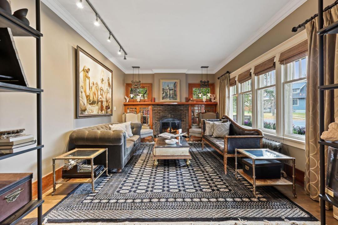 1314 SHELBOURNE STREET SW, Calgary, Alberta T3C 2K8, Canada