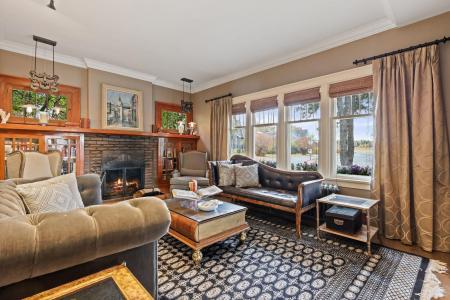 1314 SHELBOURNE STREET SW, Calgary, Alberta T3C 2K8, Canada