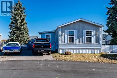 422 HOMESTEAD TRAIL SOUTHEAST, High River, アルバータ T1V 1J9, カナダ