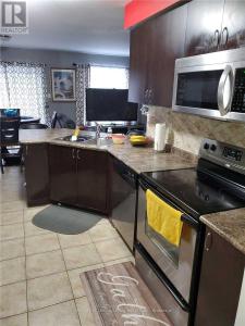 5 ALDONSCHOOL CRESCENT, Ajax (south East), Ontario L1S 0C5, Canada