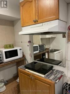 5020 EAST MILL ROAD, Mississauga (east Credit), Ontario L5V 1S5, Canada