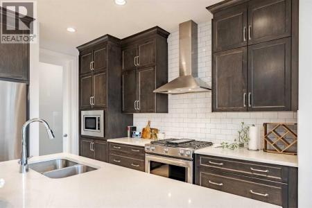 2148 RAVENSDUN CRESCENT SOUTHEAST, Airdrie, Alberta T4A 3K3, Canada