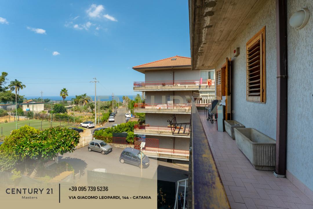 Via Gesualdo Bufalino, Aci Catena, Sicilia 95022, Ý