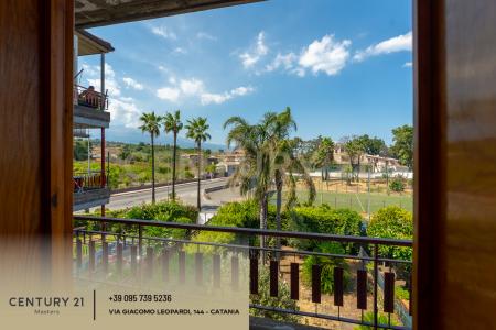 Via Gesualdo Bufalino, Aci Catena, Sicilia 95022, Ý