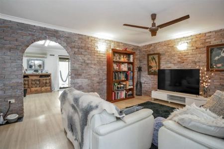 14 Fraser Court, Beaconsfield, QLD 4740, Úc