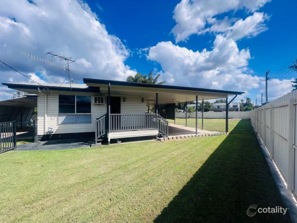 5 Lyons Court, Moranbah, QLD 4744, Australia