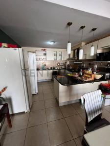 Costa Rica y Pai Perez , Pettirossi, Asunción 00001, Paraguai