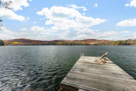 35 Rue Geneviève, Val-des-Monts, Québec J8N 2M6, Canada