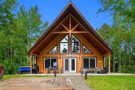 21 Ch. des Cabines de la Chute, Mansfield-et-Pontefract, Quebec J0X 1R0, Canada