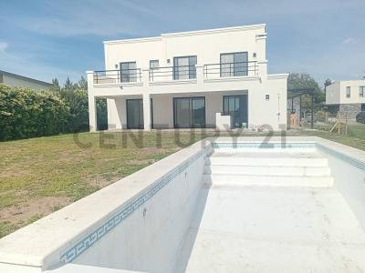 Los Arenales 1110, Escobar, GBA Norte 1625, Argentina