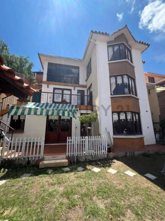 calle los sauces 30, Sucre, Chuquisaca 00001, Bolivia