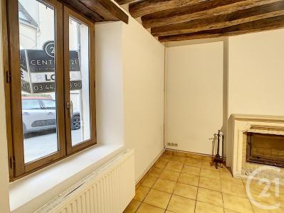 Crepy En Valois, Picardie 60800, アキタン