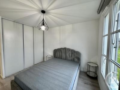 Serris, Isla De Francia 77700, Francia